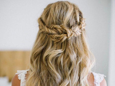 A Really Pretty Bohemian Hairstyle For Mother’s Day